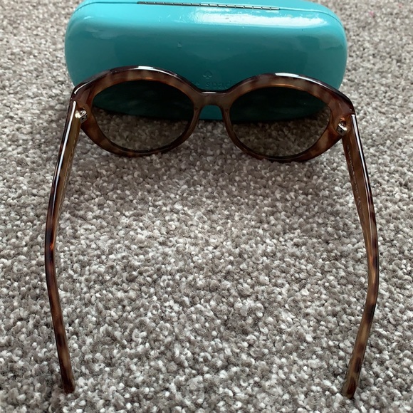 Kate spade tortoise shell Sunglasses - Picture 4 of 10